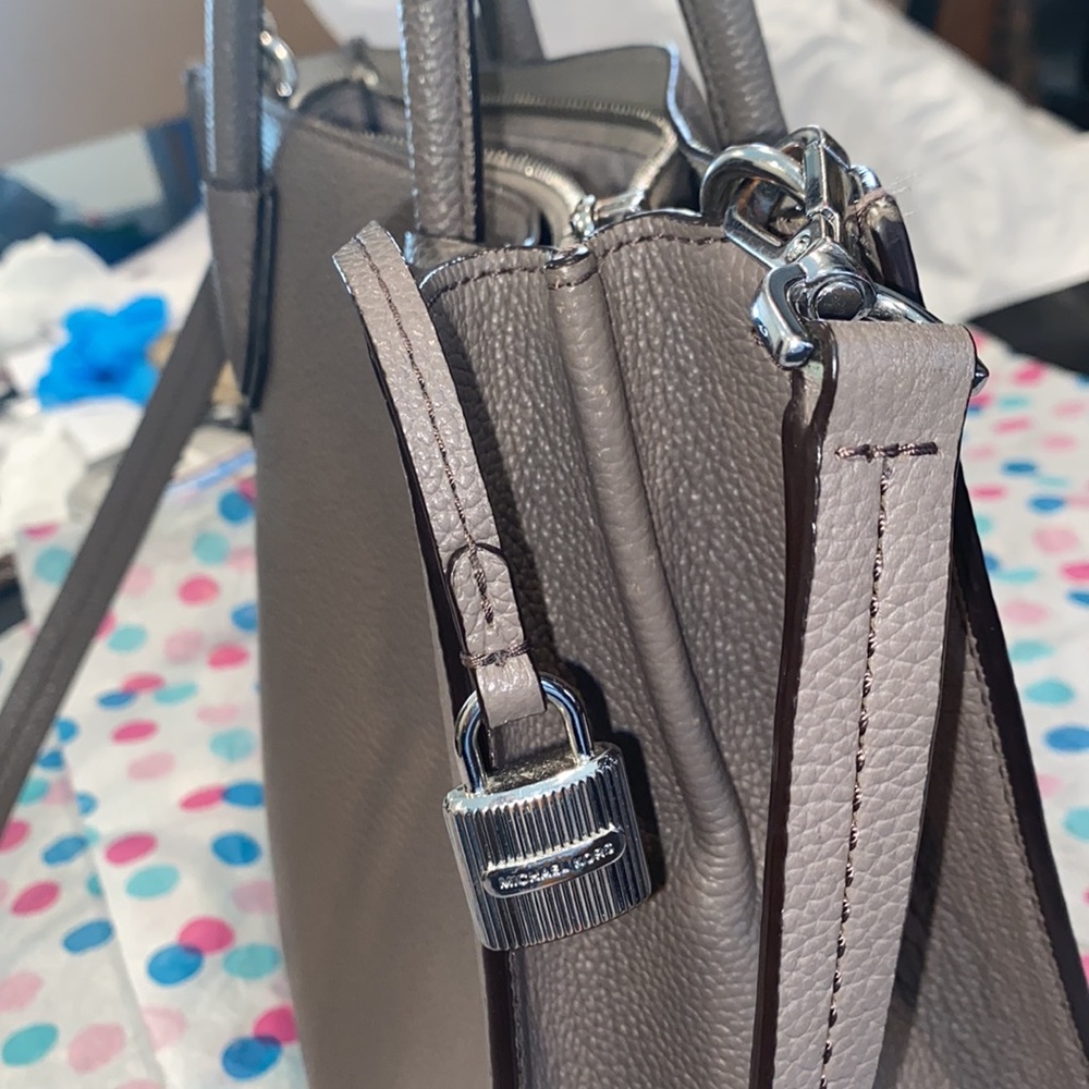 MICHEAL KORS MERCER - Picture 2 of 5